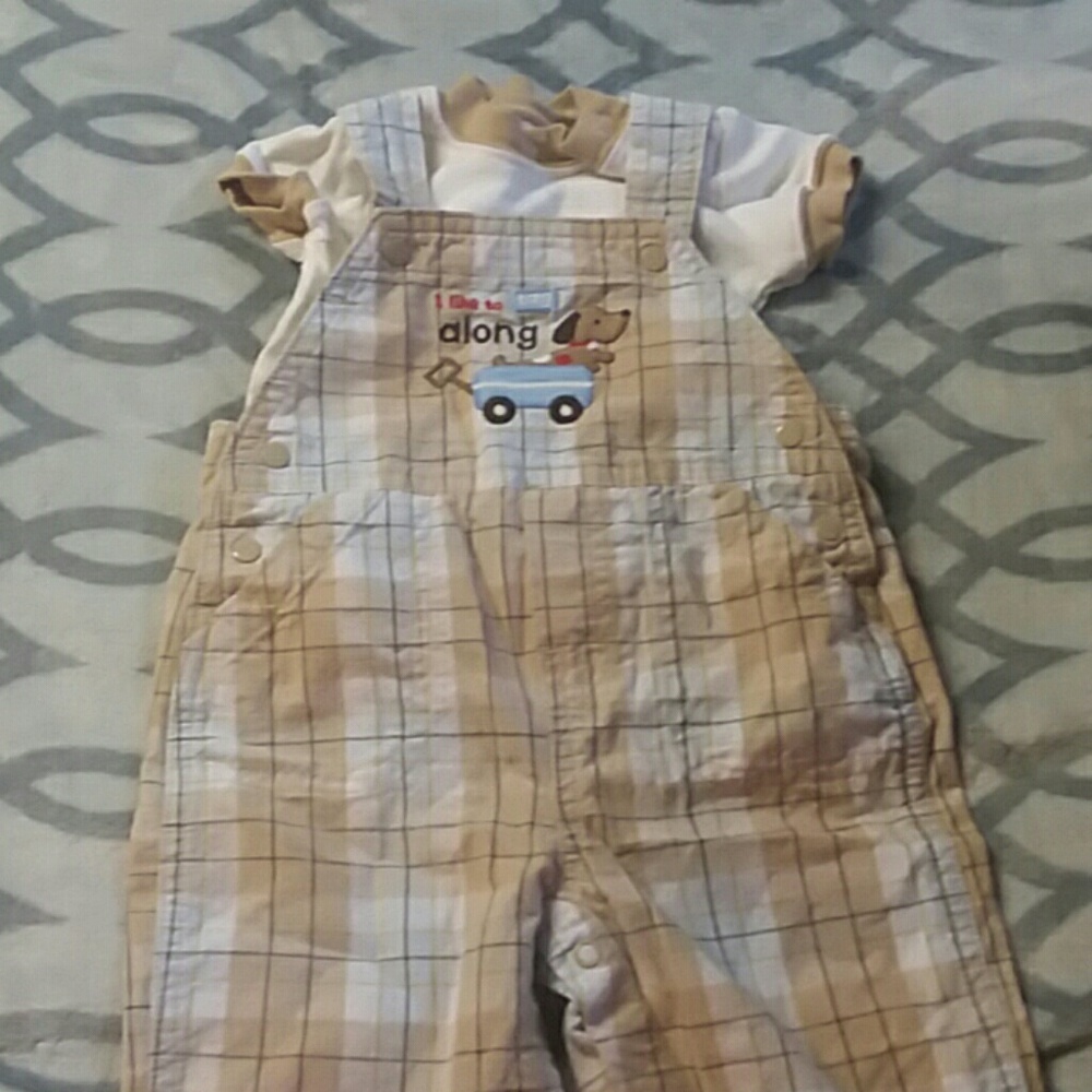 Baby overall and shirt set